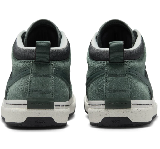 Nike SB React Leo 'Vintage Green Black Anthracite' DX4361-302$170
